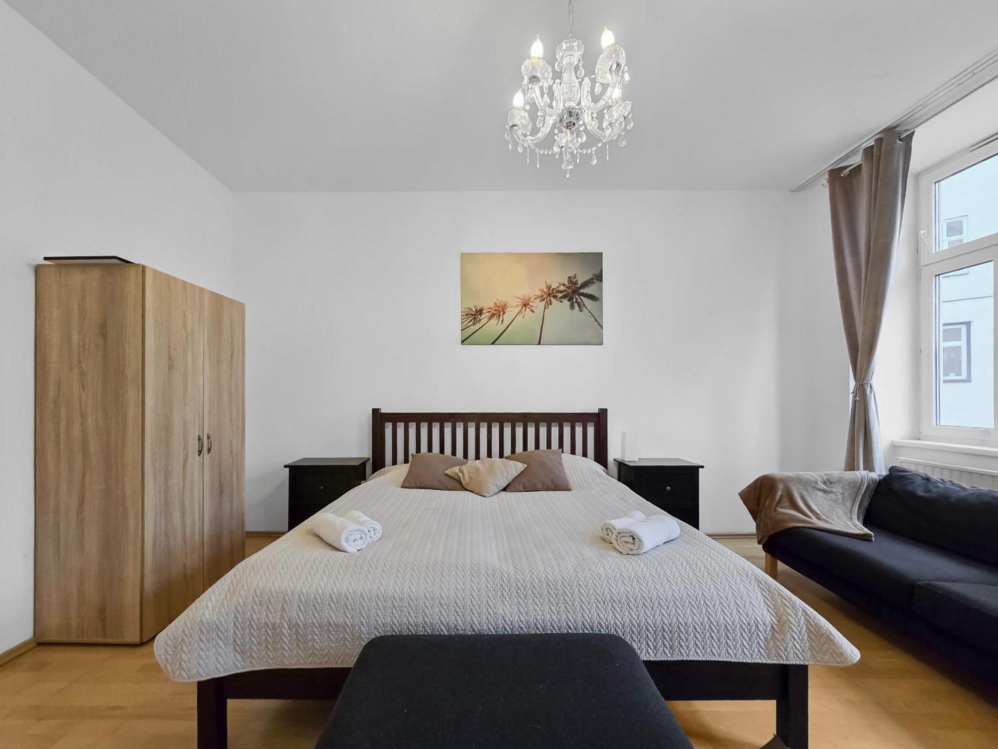 Three King-Size Beds, Three Bedrooms Viena Exterior foto