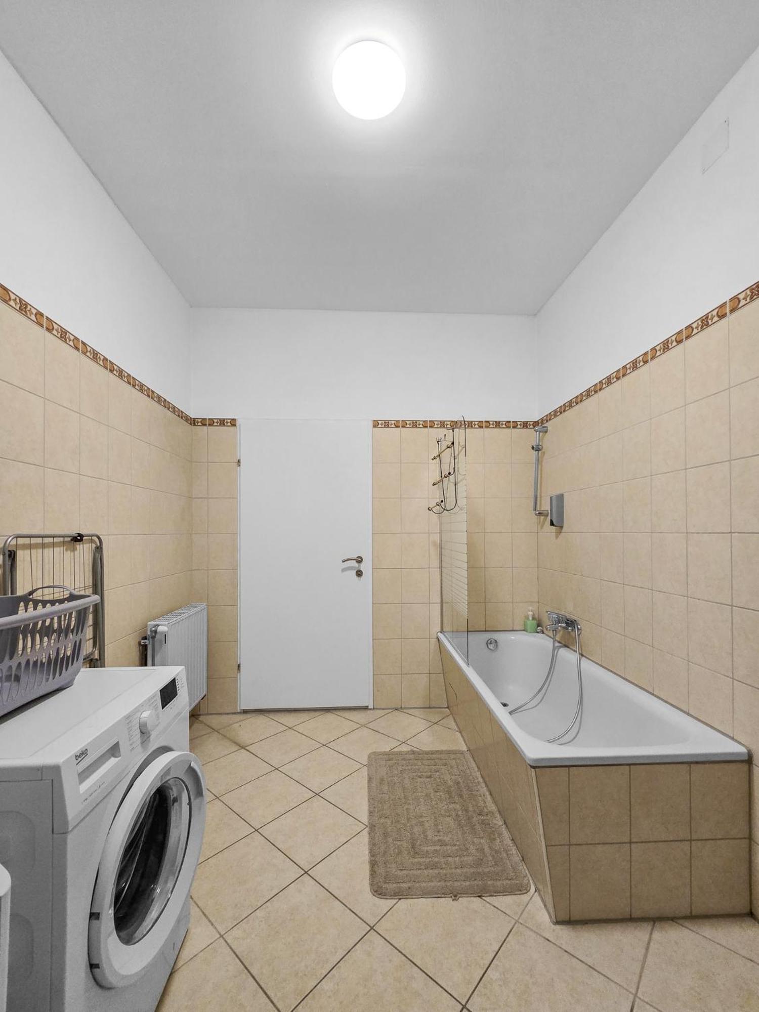 Three King-Size Beds, Three Bedrooms Viena Exterior foto